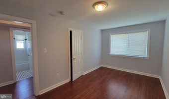 713 BRANDYWINE St SE 301, Washington, DC 20032
