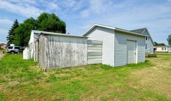806 7th Ave, Britton, SD 57430