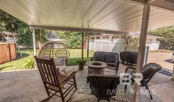 702 S Presley St, Atmore, AL 36502