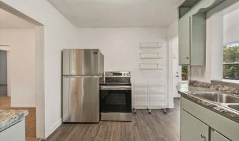 835 E Lincoln Rd, Alcoa, TN 37701
