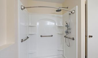 13530 Westwind Dr, Anchorage, AK 99516