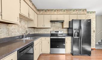 1055 Thomas Dr, Ashland, OH 44805