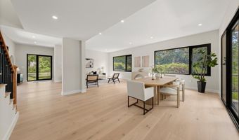 3112 N ROSSER St, Alexandria, VA 22311