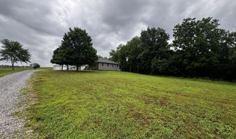 3702 Round House Rd, Aurora, MO 65605