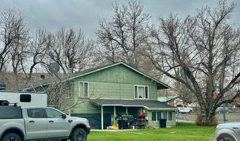 38 N Woodard Ave, Absarokee, MT 59001