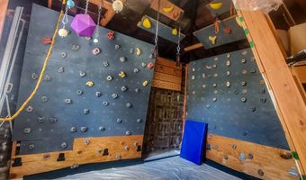 51 Bard Ave, Staten Island, NY 10310