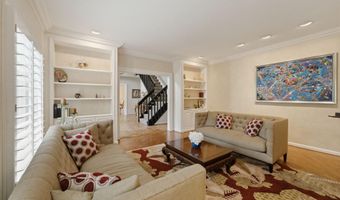 8004 SPLIT OAK Dr, Bethesda, MD 20817