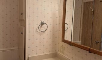 2035 Shetland Ln, Arcata, CA 95521