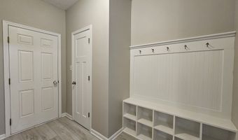 7252 Lockford Walk N, Avon, IN 46123
