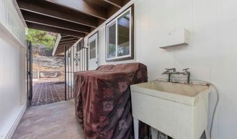 4819 Likini St, Honolulu, HI 96818