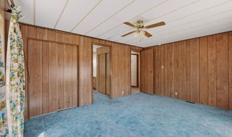 2135 Winchester Dr, Bosque Farms, NM 87068