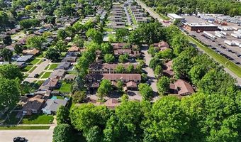 19 Parkplace N, Allen Park, MI 48101