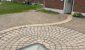 50 Van Wie Ter A, Albany, NY 12203