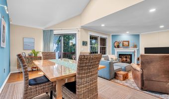 76 Pape Dr, Atlantic Highlands, NJ 07716