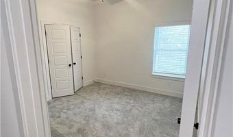 6304 SW Luna Ln, Bentonville, AR 72713