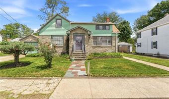 34 Intervale Rd, Cranston, RI 02910