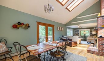 648 Beech Hill Rd, Auburn, ME 04210