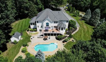 8 Meeting Rock Dr, Atkinson, NH 03811