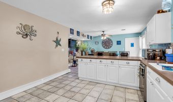 27 Frederick Dr, Bayville, NJ 08721