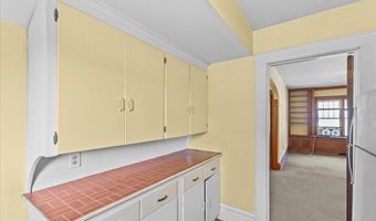 227 North Ave, Burlington, VT 05401