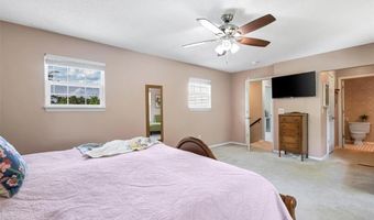 108 Tara Ridge Ct, Ballwin, MO 63021
