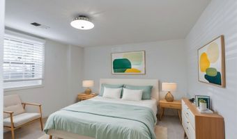8207 CEDAR LANDING Ct, Alexandria, VA 22306