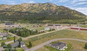 178 COLUMBINE St, Alpine, WY 83128