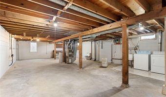 313 Glenn Rd, Albert Lea, MN 56007