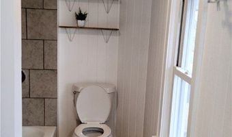 1867 Triplett Blvd, Akron, OH 44312