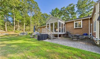 95 Mail Rd, Exeter, RI 02822