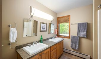 125 Stage Rd, Chesterfield, NH 03466