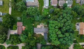 10308 Kenilworth Ave, Algonquin, IL 60102