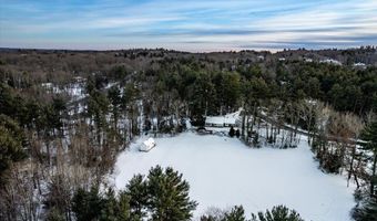 11 Strawberry Hill Rd, Bedford, NH 03110