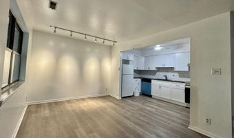 4016 SOCIETY Dr 4016, Claymont, DE 19703