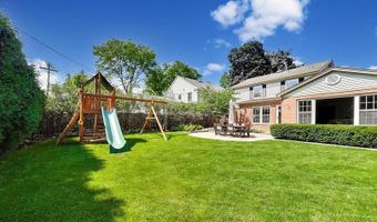 441 S Belmont Ave, Arlington Heights, IL 60005