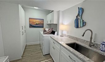 1508 Dorry's Cove Rd, Block Island, RI 02807