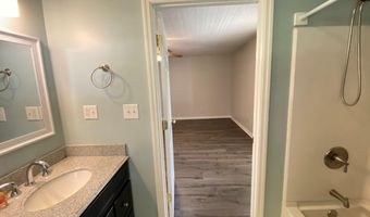 427 Muscadine Trl, Baskerville, VA 23915