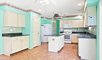 7 Willowtree Ct, Barnegat, NJ 08005