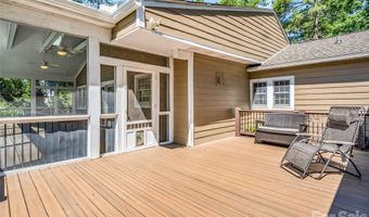 52 Forest Rd, Asheville, NC 28803
