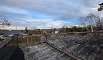 7 Westwood Pkwy, Barre, VT 05641