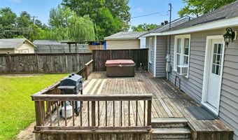 3850 Greenway Pl, Shreveport, LA 71105