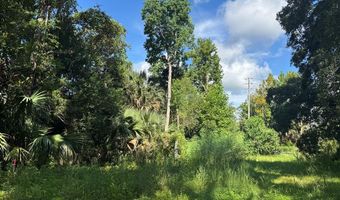 254 8th St, Apalachicola, FL 32320