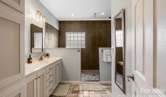 21 Old Pinner Pl, Arden, NC 28704