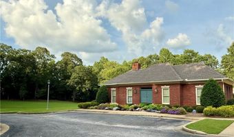 1832 COOPERS POND Rd, Auburn, AL 36830