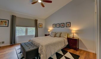 66 Homestead Ln 66, Bayonne, NJ 07035
