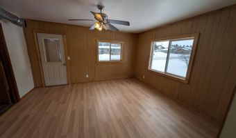 111 N FIFTH St, Abbotsford, WI 54405