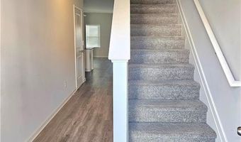 148 Village Green Valley Dr NW, Adairsville, GA 30101