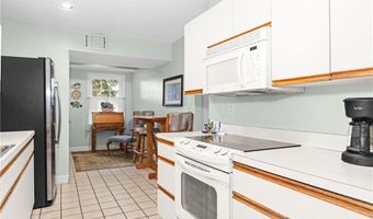 119 Corey Ln, Middletown, RI 02842