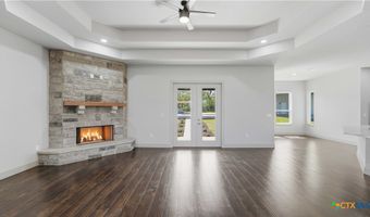 731 County Road 356, Adkins, TX 78101