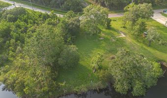 5035 Kament St, Bay St. Louis, MS 39520